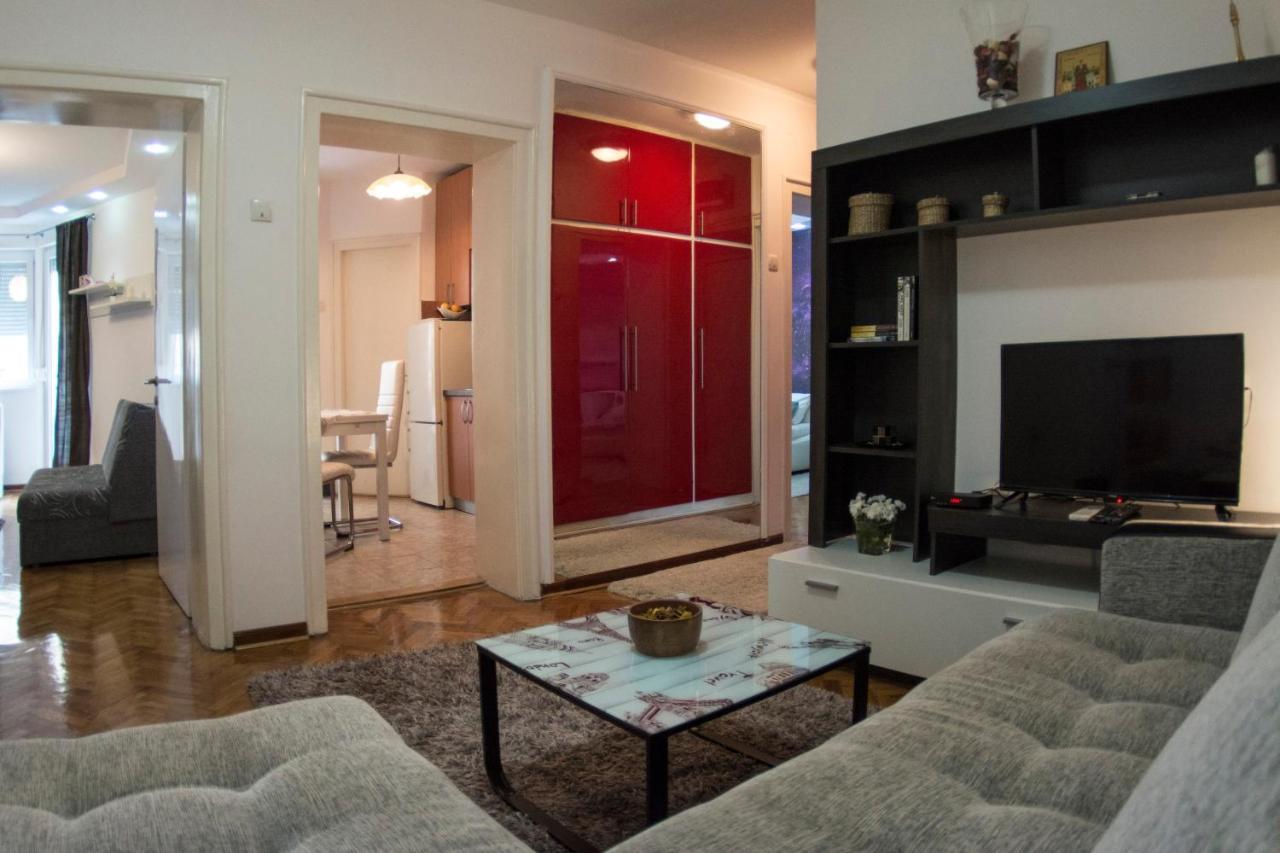 White Night City Center Apartman Belgrade Extérieur photo