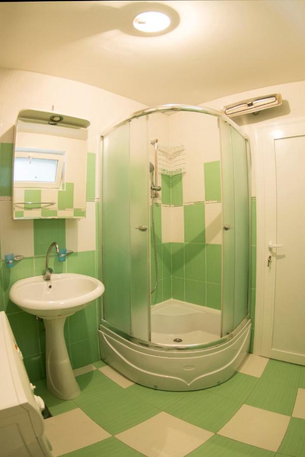 White Night City Center Apartman Belgrade Extérieur photo